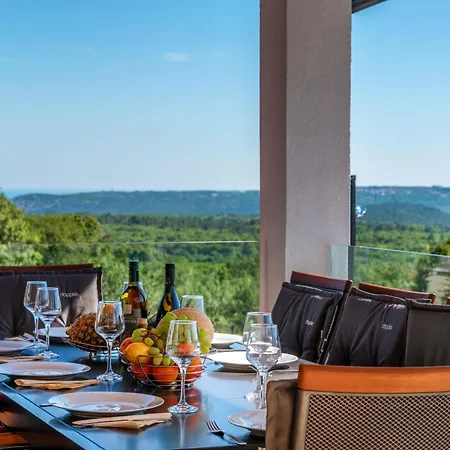 Villa Astrid***** Labin (Istria)