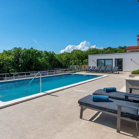 Astrid***** Villa Labin (Istria)